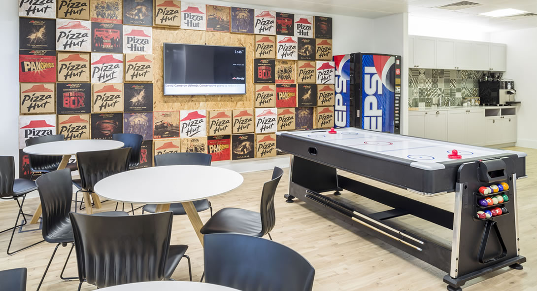 Pizza Hut Delivery HQ - John Robertson Architects